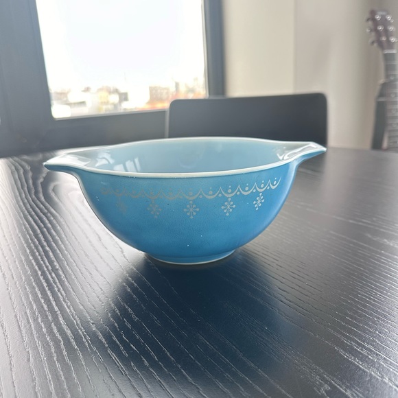 Vtg Blue Pyrex - Blue Garland Cinderella